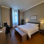 Santagata Pensión 4*