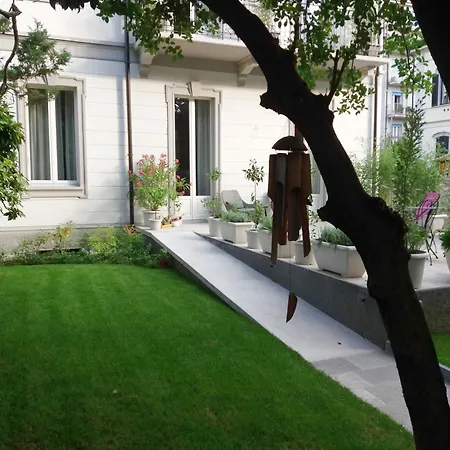 Santagata Guest house Como